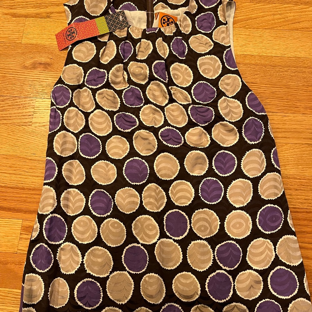 Tory Burch shirt. Never worn! Excellent condition.